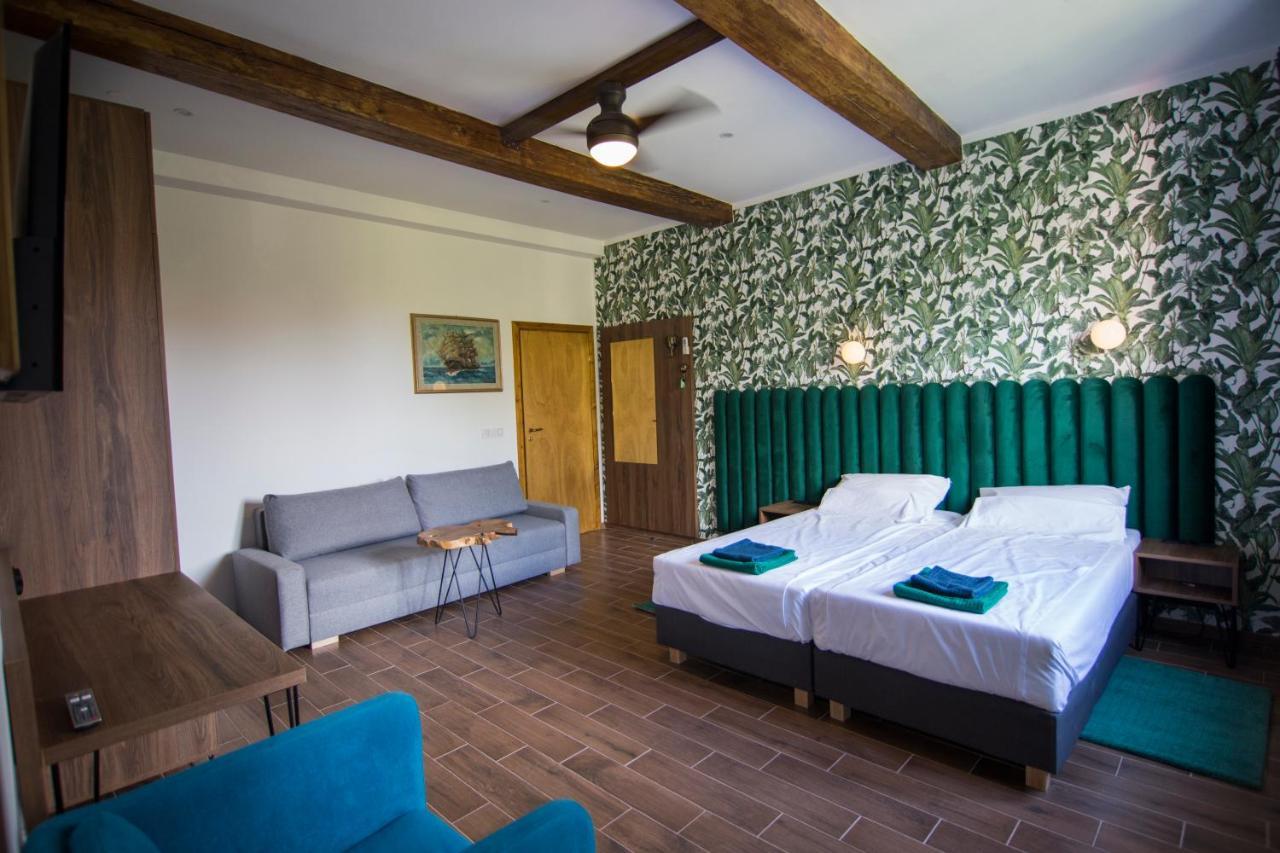 Luxurio Rooms With Baths Livorno Kültér fotó