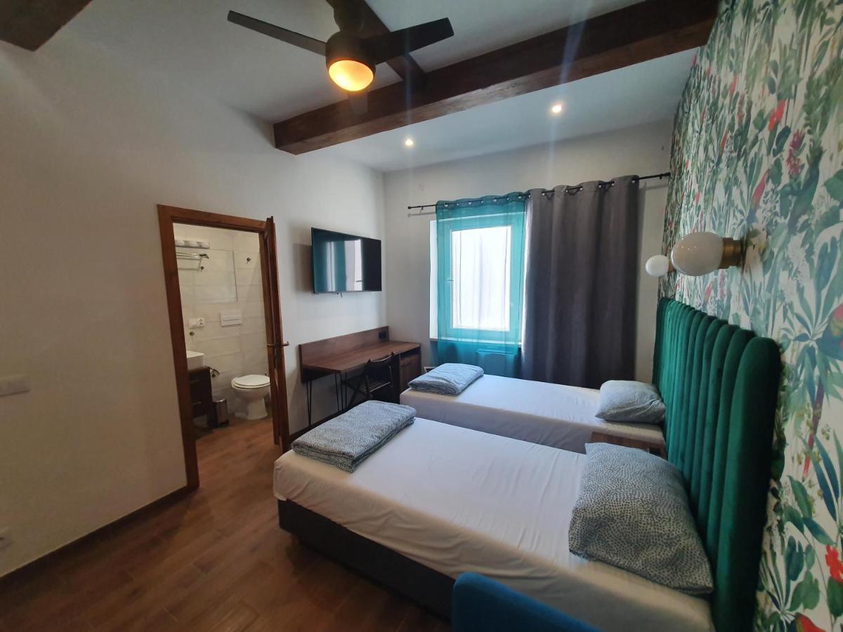 Luxurio Rooms With Baths Livorno Kültér fotó